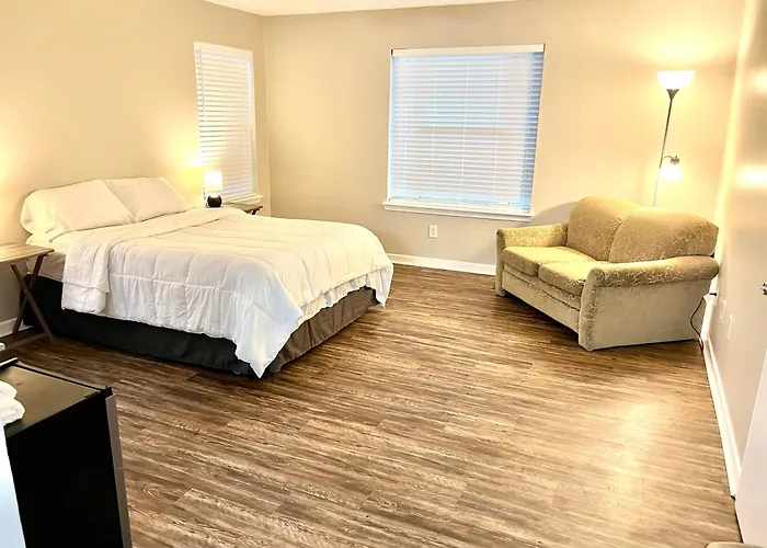 Rooms By Month Atlanta